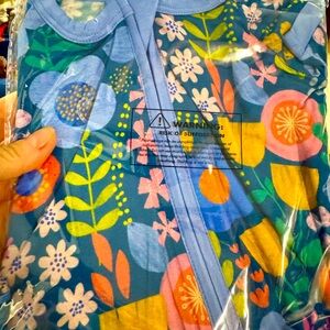 NWT Little Sleepies Zippy SHORTY size 18-24.